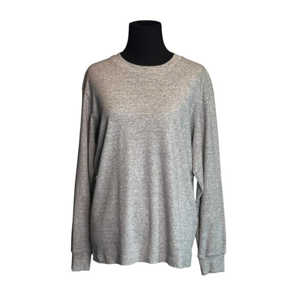 Uniqlo gray long sleeves tee size Medium - Picture 1 of 12
